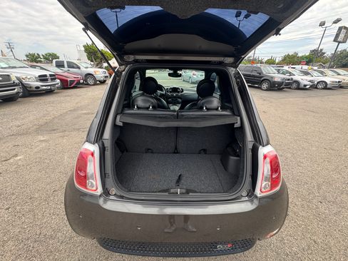 Used 2017 FIAT 500 e Hatchback FWD image 18