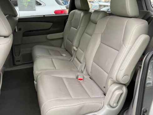 Used 2014 Honda Odyssey EX-L image 12