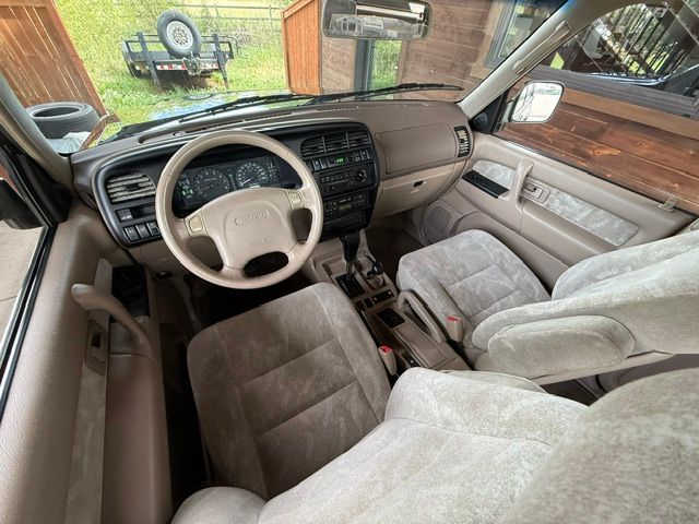 Used 2001 Isuzu Trooper 4WD 4-Door image 14