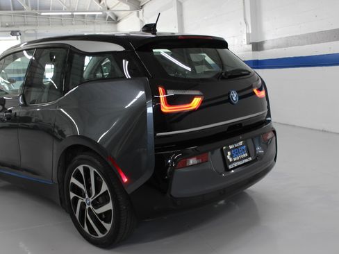 Used 2021 BMW i3 image 9