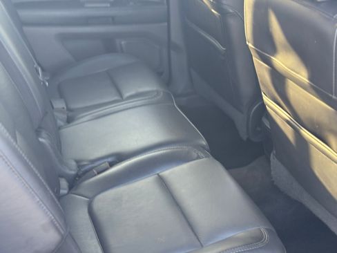 Used 2015 Ford Explorer XLT image 7