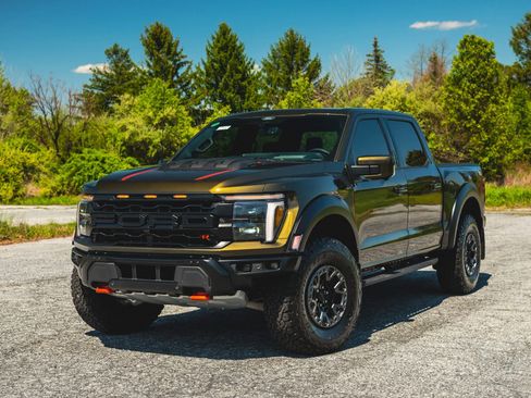 Used 2026 Ford F150 4x4 Crew Cab Raptor R image 2