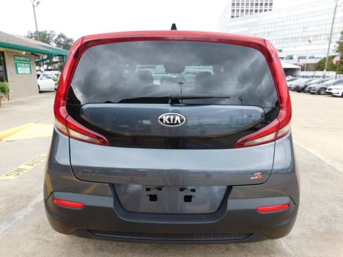 Used 2020 Kia Soul S image 7