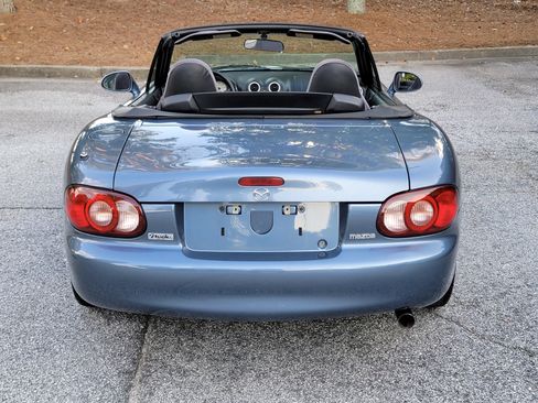 Used 2005 MAZDA MX-5 Miata UNAVAIL RWD image 10