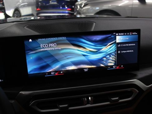 Used 2023 BMW i4 eDrive35 image 29