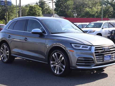 Used 2018 Audi SQ5 Premium Plus image 8