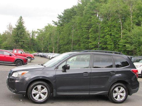 Used 2014 Subaru Forester 2.5i Limited AWD/4WD image 3
