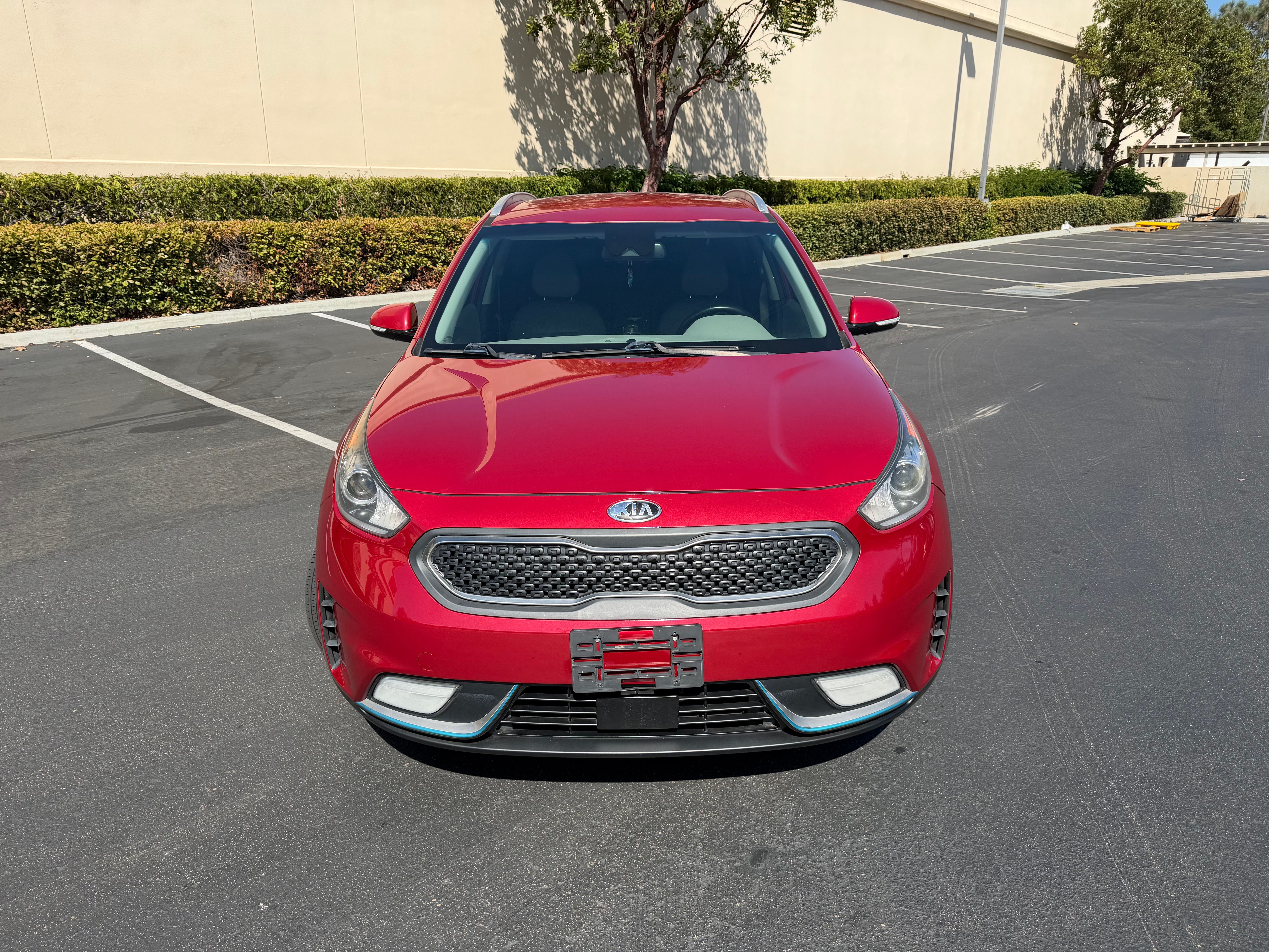 Used 2019 Kia Niro EX Plug-In Hybrid FWD image 4