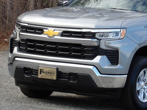 Used 2025 Chevrolet Silverado 1500 LT image 11