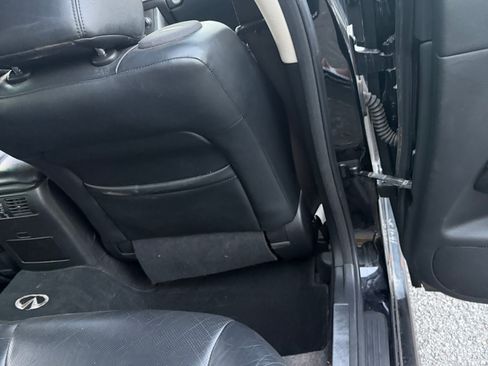 Used 2010 INFINITI M35 image 37