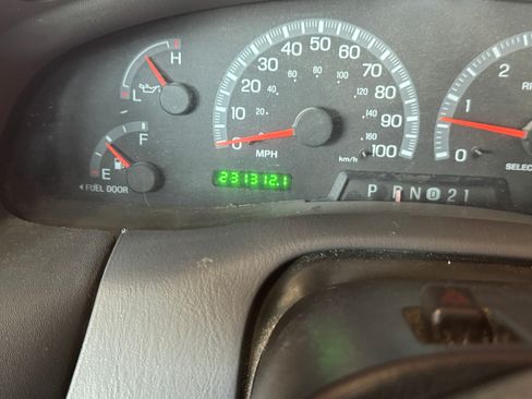 Used 2003 Ford F150 XL image 16