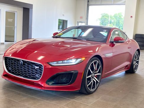 Used 2024 Jaguar F-TYPE R AWD/4WD image 4