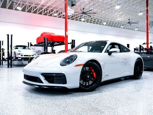 Used 2022 Porsche 911 Carrera 4 GTS image 4