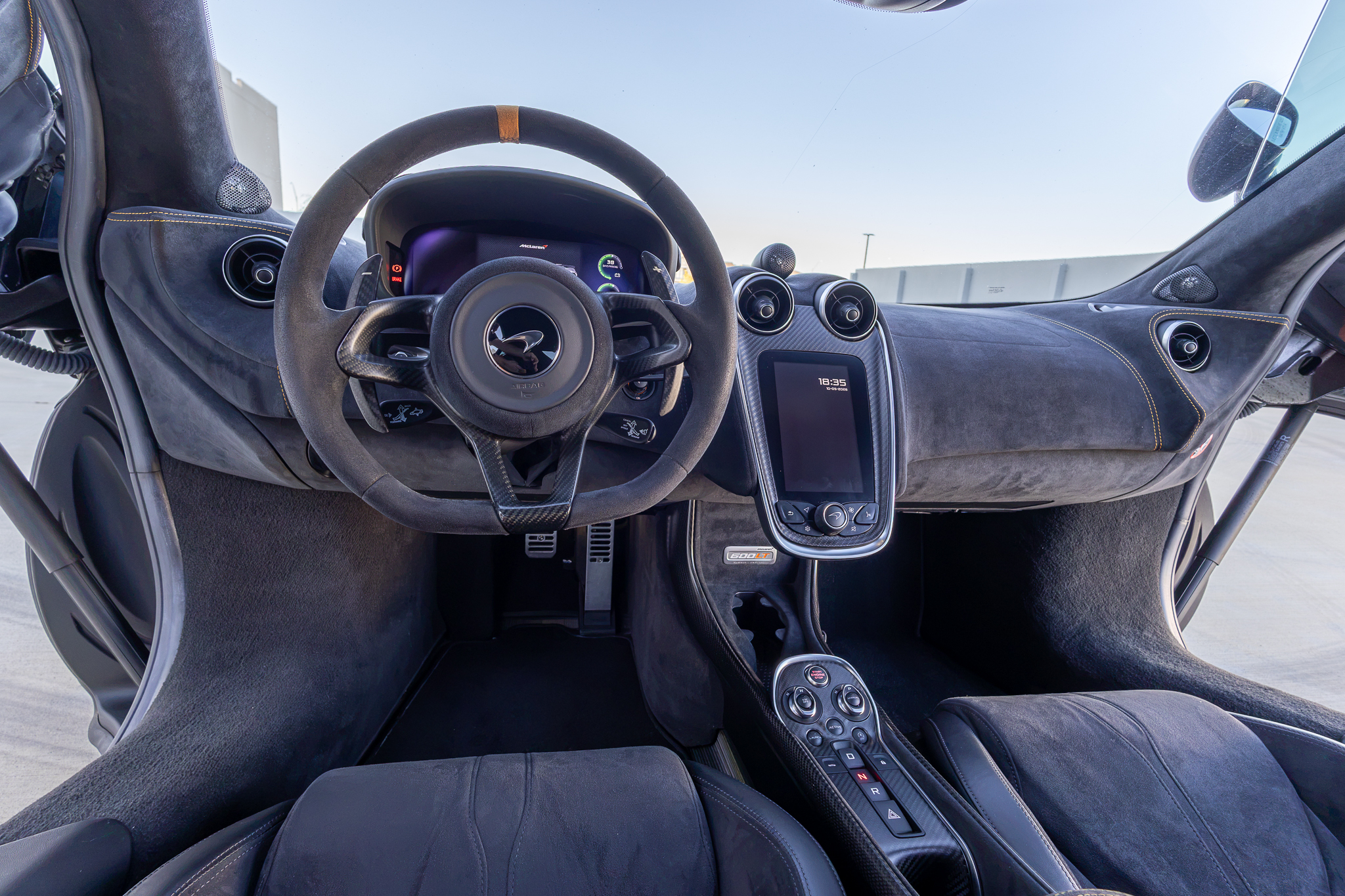 Used 2019 McLaren 600LT RWD image 30