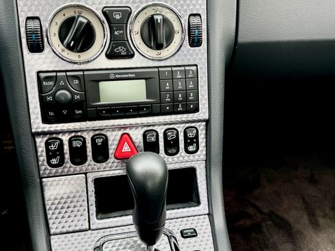 Used 2003 Mercedes-Benz SLK 230 image 18
