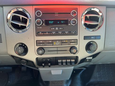 Used 2012 Ford F250 XLT image 11