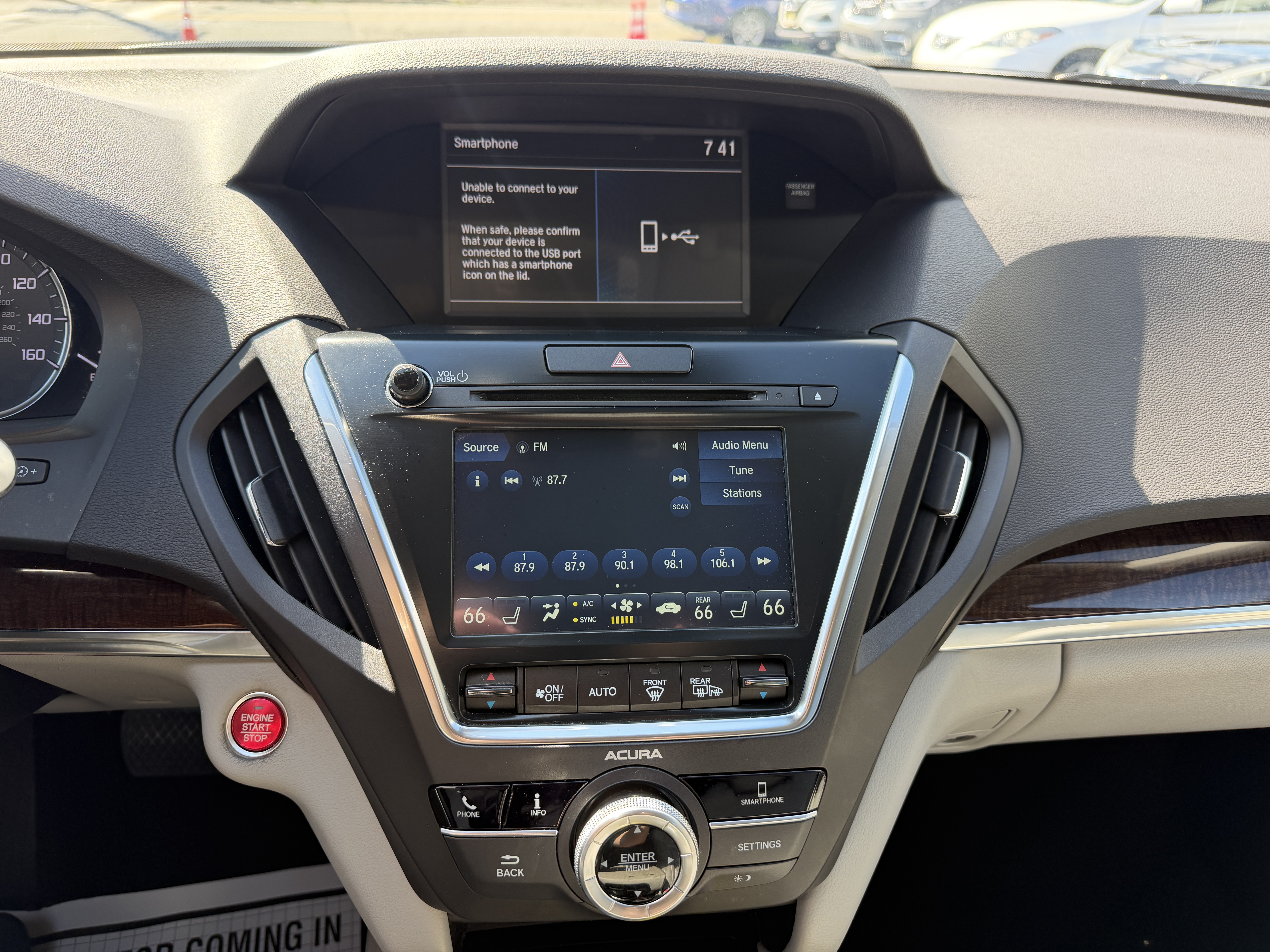 Used 2020 Acura MDX SH-AWD image 9