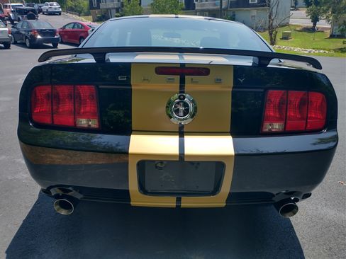 Used 2006 Ford Mustang Shelby GT-H Coupe RWD image 2