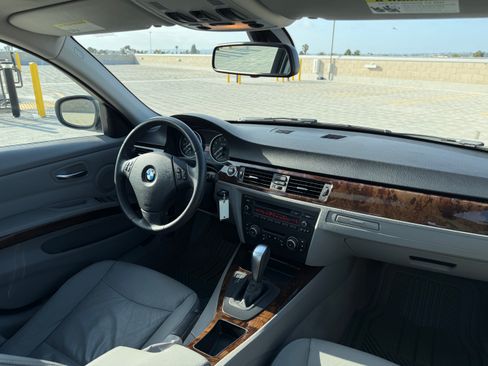 Used 2011 BMW 328i Sedan RWD image 39