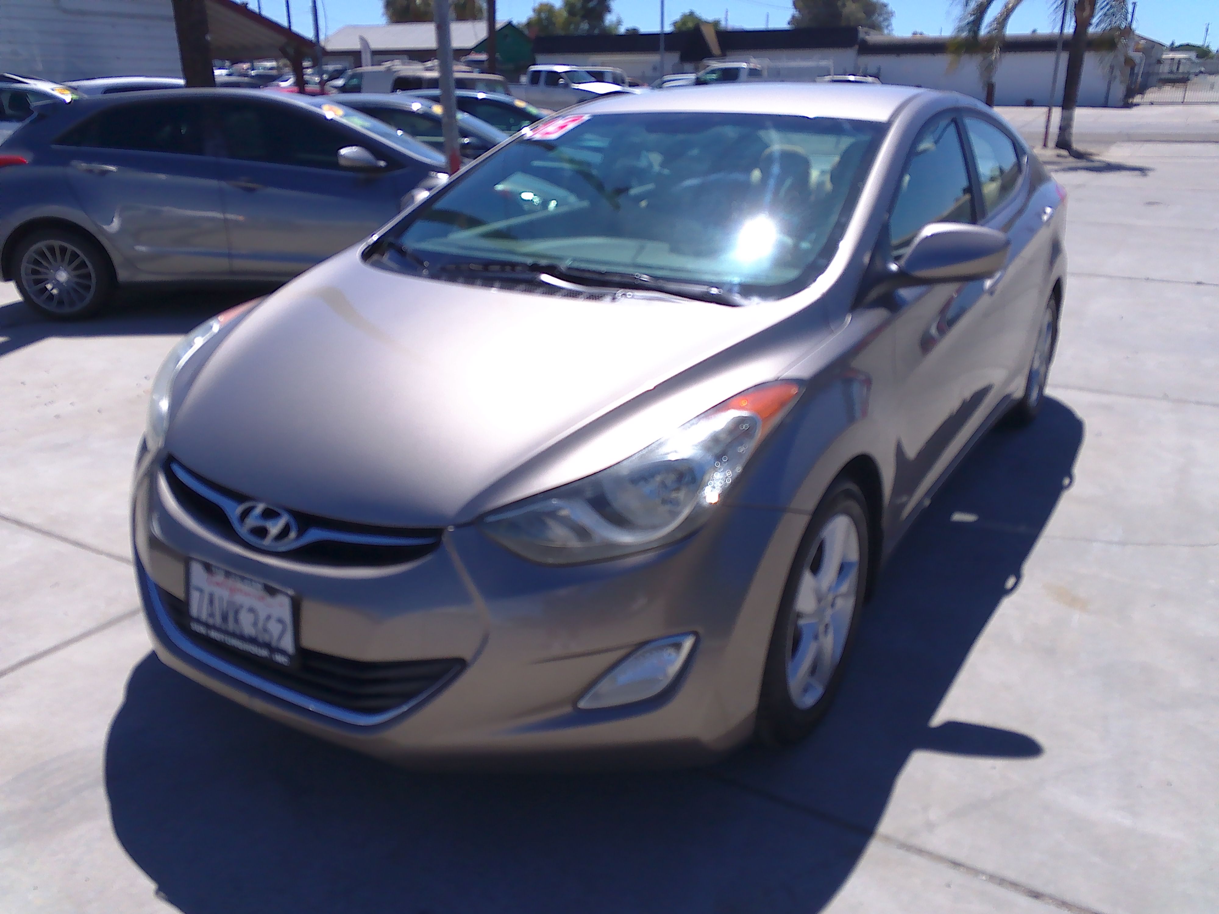 Used 2013 Hyundai Elantra GLS FWD image 2