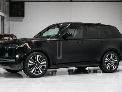 Used 2025 Land Rover Range Rover SE