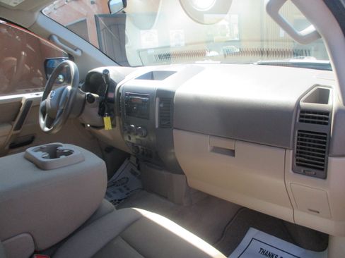 Used 2014 Nissan Titan S Pickup 4D 5 1/2 ft RWD image 4