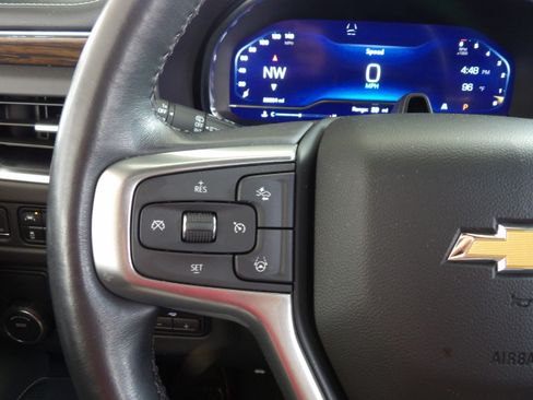 Used 2023 Chevrolet Tahoe 2WD Premier image 32