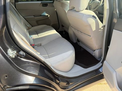 Used 2012 Subaru Forester 2.5X AWD/4WD image 14