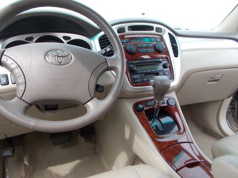 Used 2006 Toyota Highlander AWD/4WD image 15