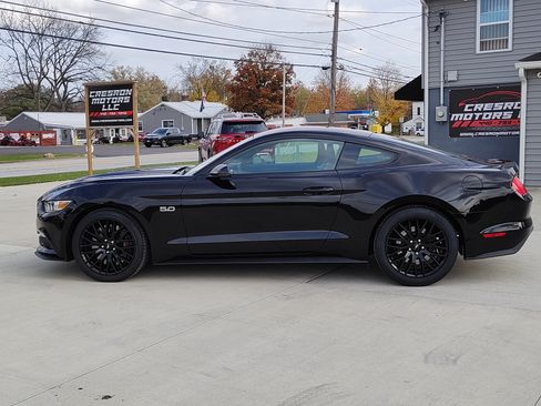 Used 2016 Ford Mustang GT Premium image 3