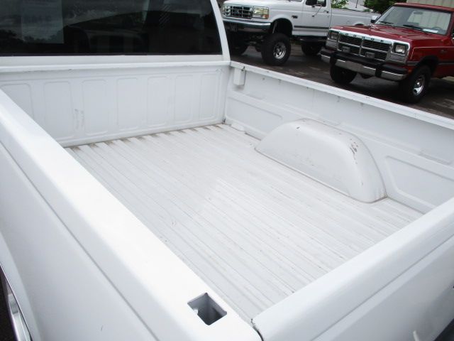 Used 1995 Chevrolet Silverado 1500 2WD Regular Cab image 9