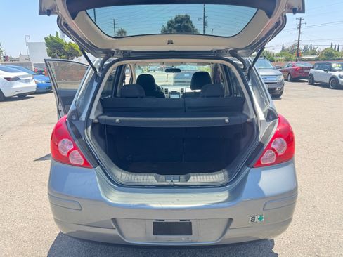 Used 2008 Nissan Versa Hatchback FWD image 25