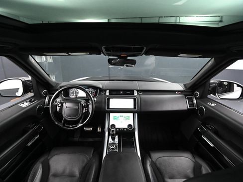Used 2022 Land Rover Range Rover Sport SVR image 21