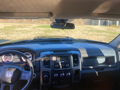 Used 2014 RAM 1500 Classic Tradesman image 14