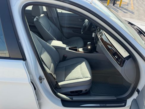 Used 2011 BMW 328i Sedan RWD image 45