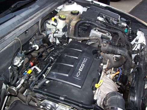 Used 2013 Chevrolet Cruze LT image 17