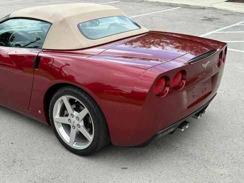 Used 2006 Chevrolet Corvette Convertible RWD image 46