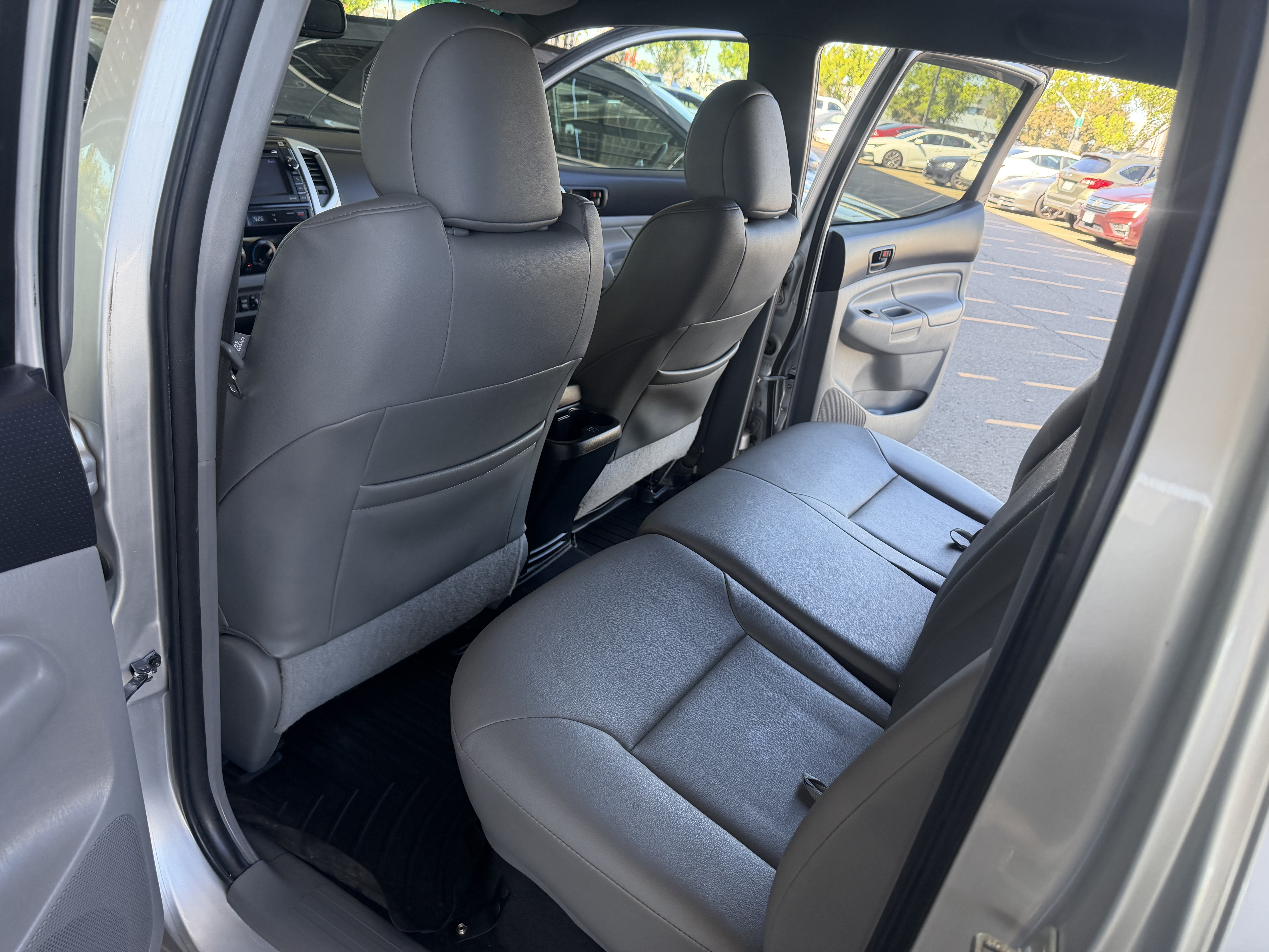Used 2013 Toyota Tacoma 4x4 Double Cab Limited image 27
