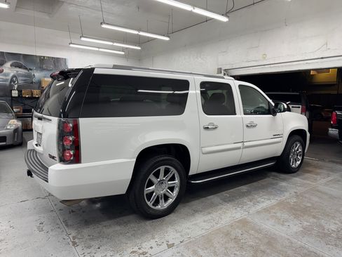 Used 2008 GMC Yukon XL Denali image 8