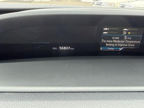 Used 2017 Toyota Prius Prime Premium image 9