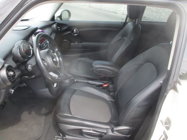 Used 2014 MINI Cooper FWD image 11