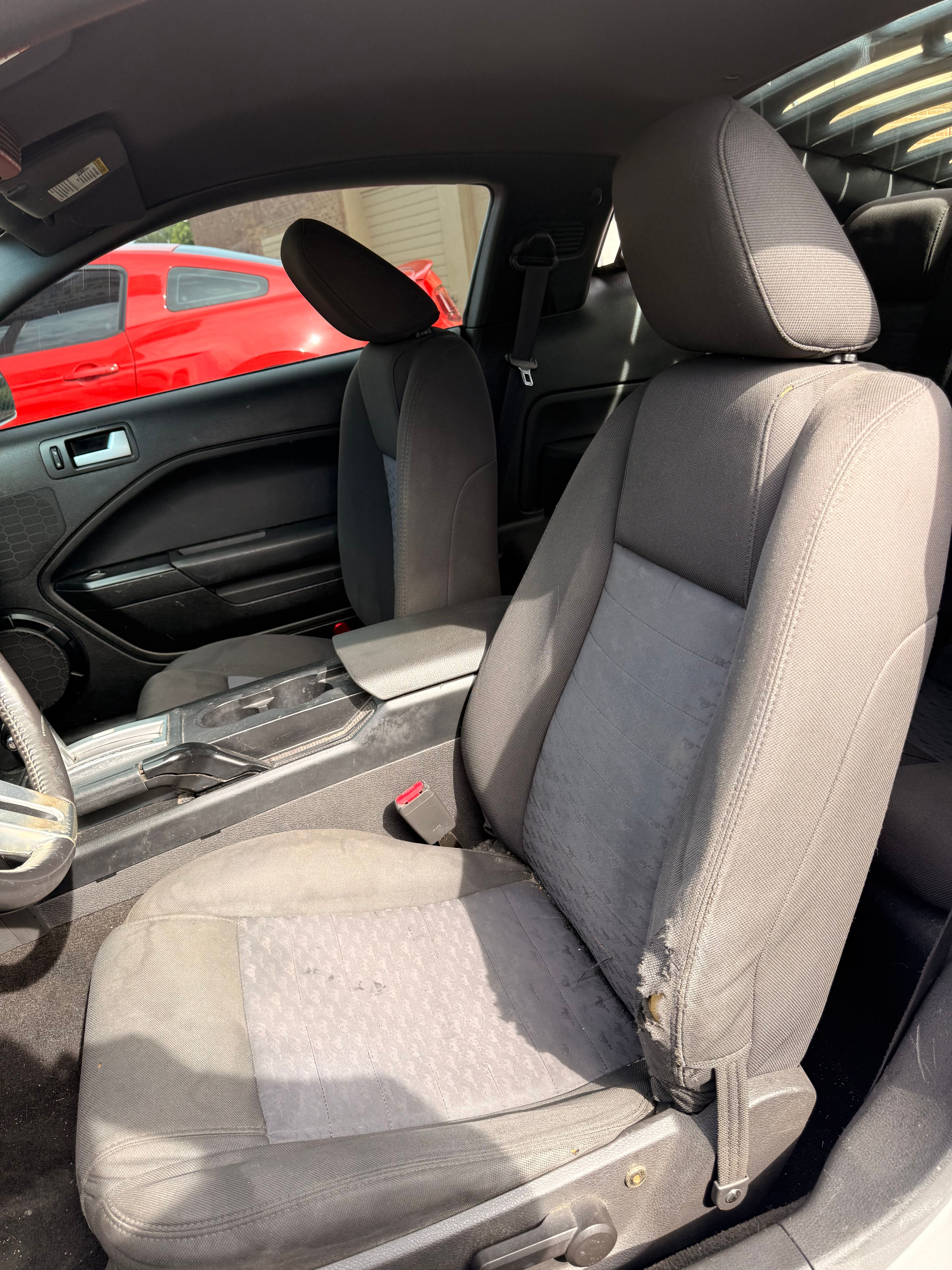 Used 2005 Ford Mustang GT RWD image 5