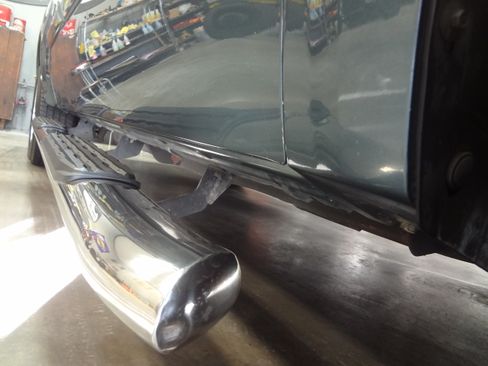 Used 2011 GMC Sierra 1500 SLE image 10