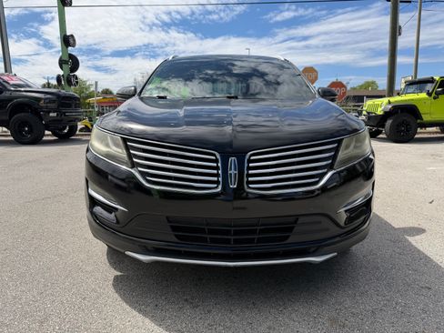 Used 2015 Lincoln MKC Reserve image 2
