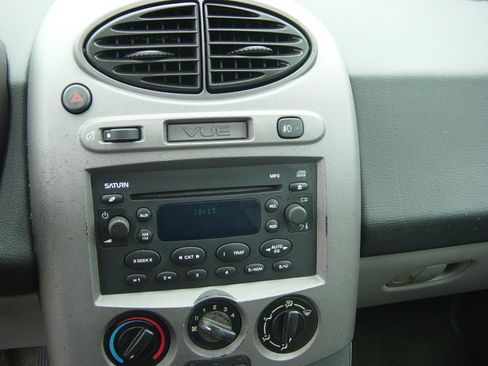 Used 2005 Saturn Vue image 9