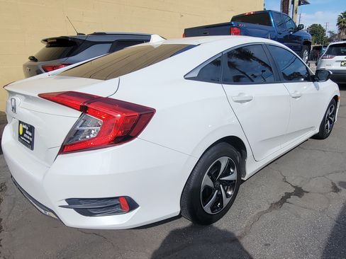 Used 2019 Honda Civic LX image 3