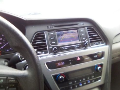 Used 2016 Hyundai Sonata Hybrid FWD image 20