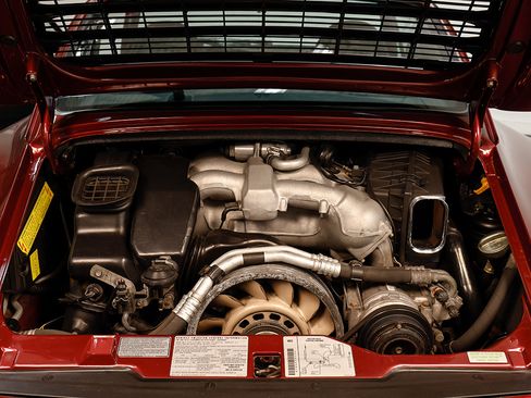 Used 1996 Porsche 911 Carrera 4S AWD/4WD image 7