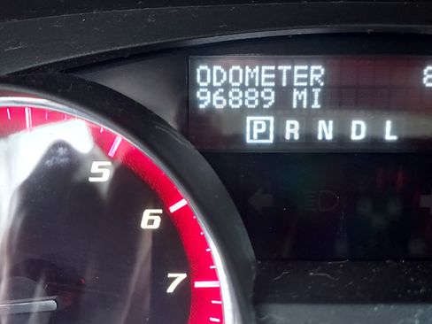 Used 2011 GMC Acadia SL image 14