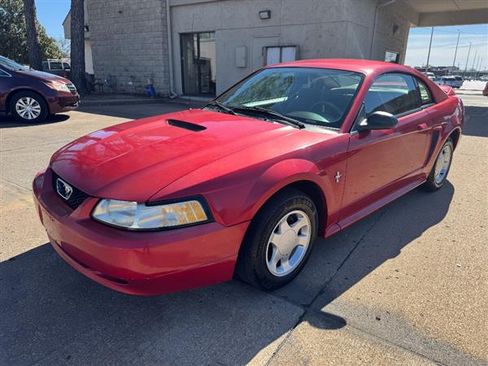 Used 2000 Ford Mustang image 1